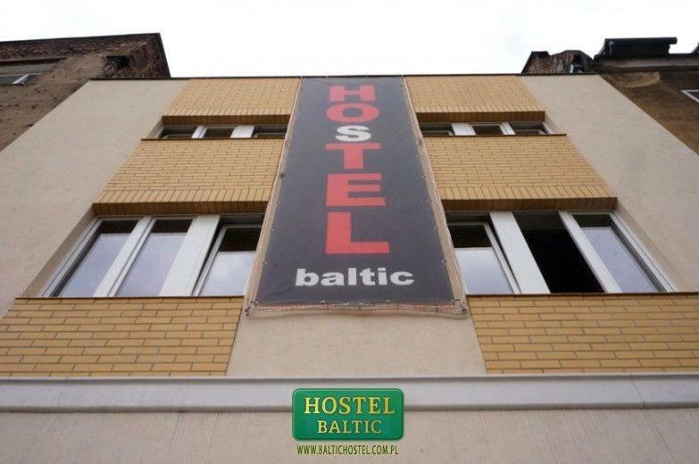 Baltic Hostel กดัญสก์ ภายนอก รูปภาพ