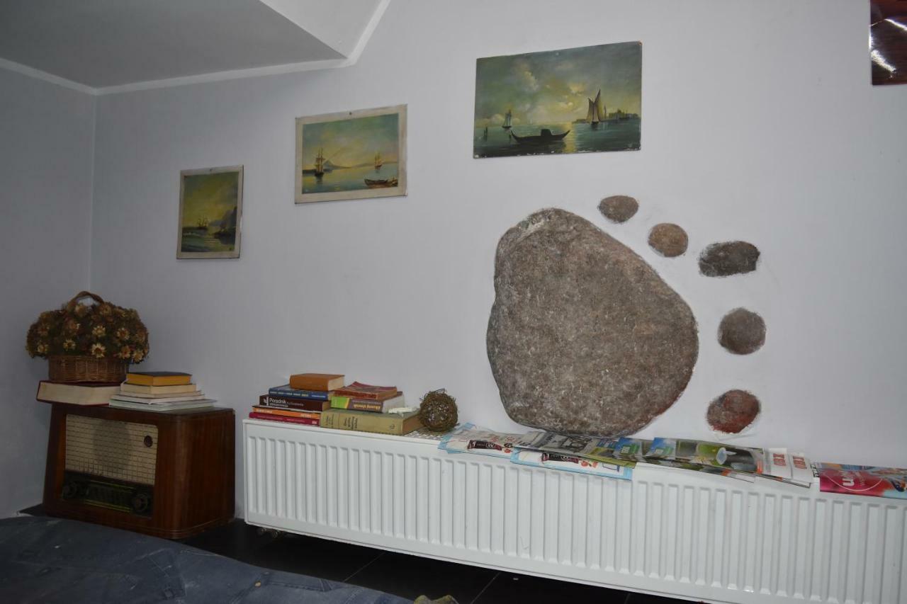 Baltic Hostel กดัญสก์ ภายนอก รูปภาพ