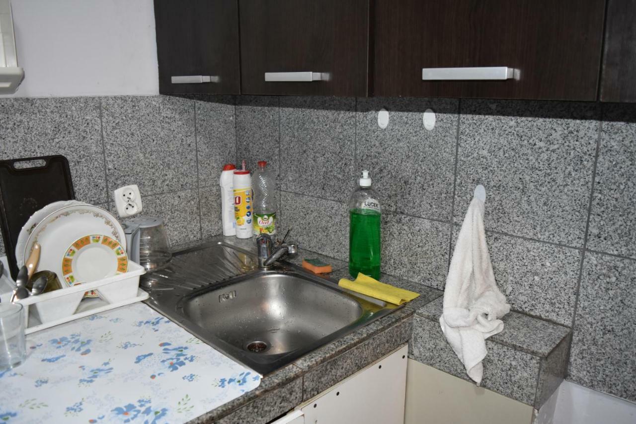 Baltic Hostel กดัญสก์ ภายนอก รูปภาพ